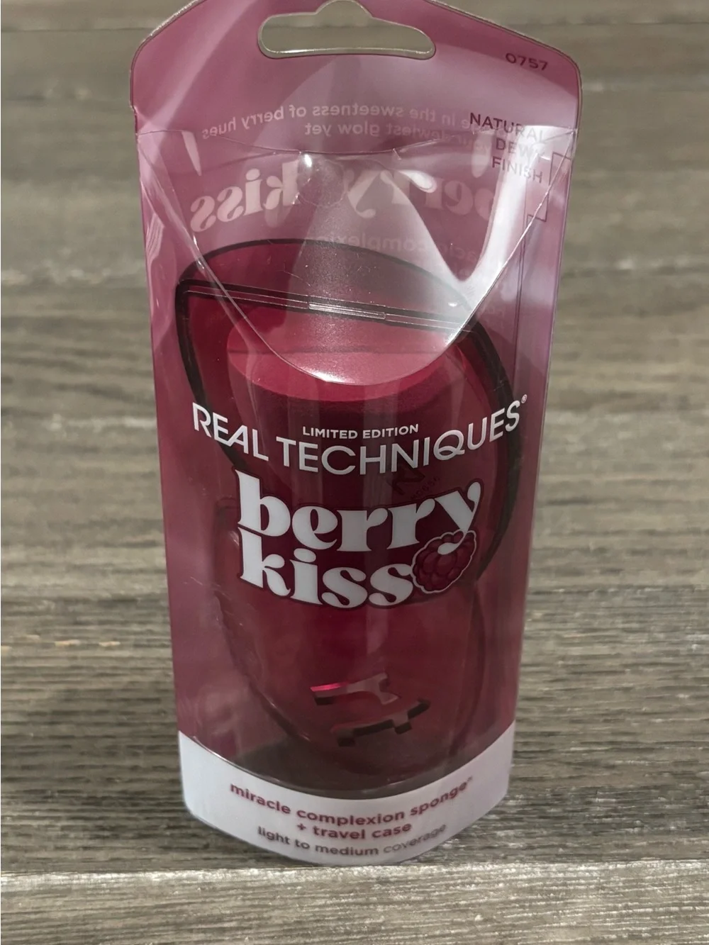 Real Techniques Limited Edition Berry Kiss Makeup Set